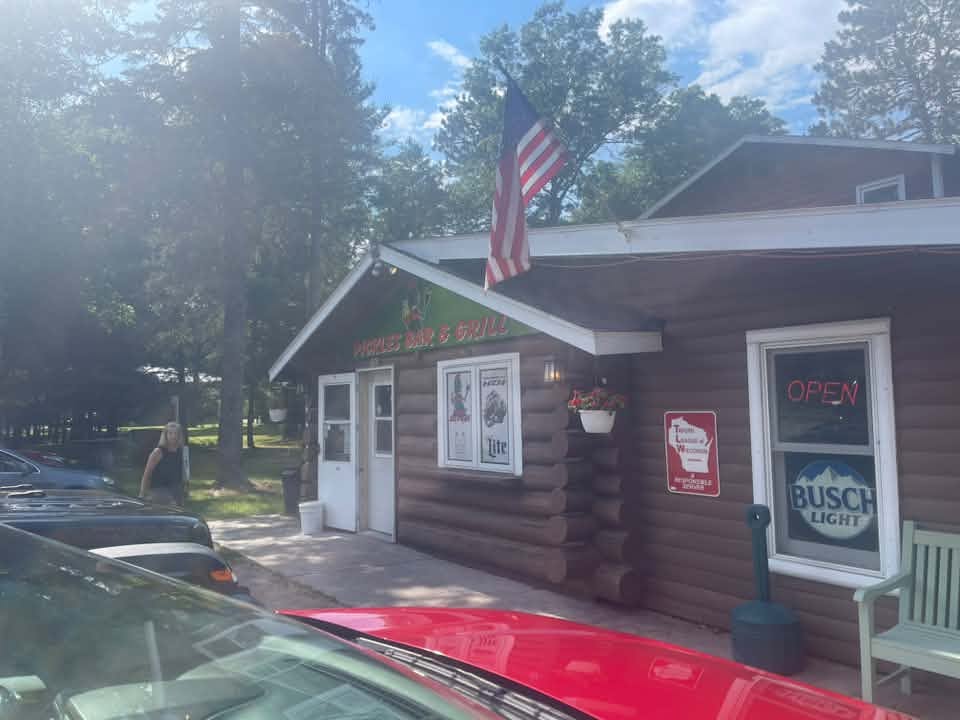 Pickles Bar & Grill